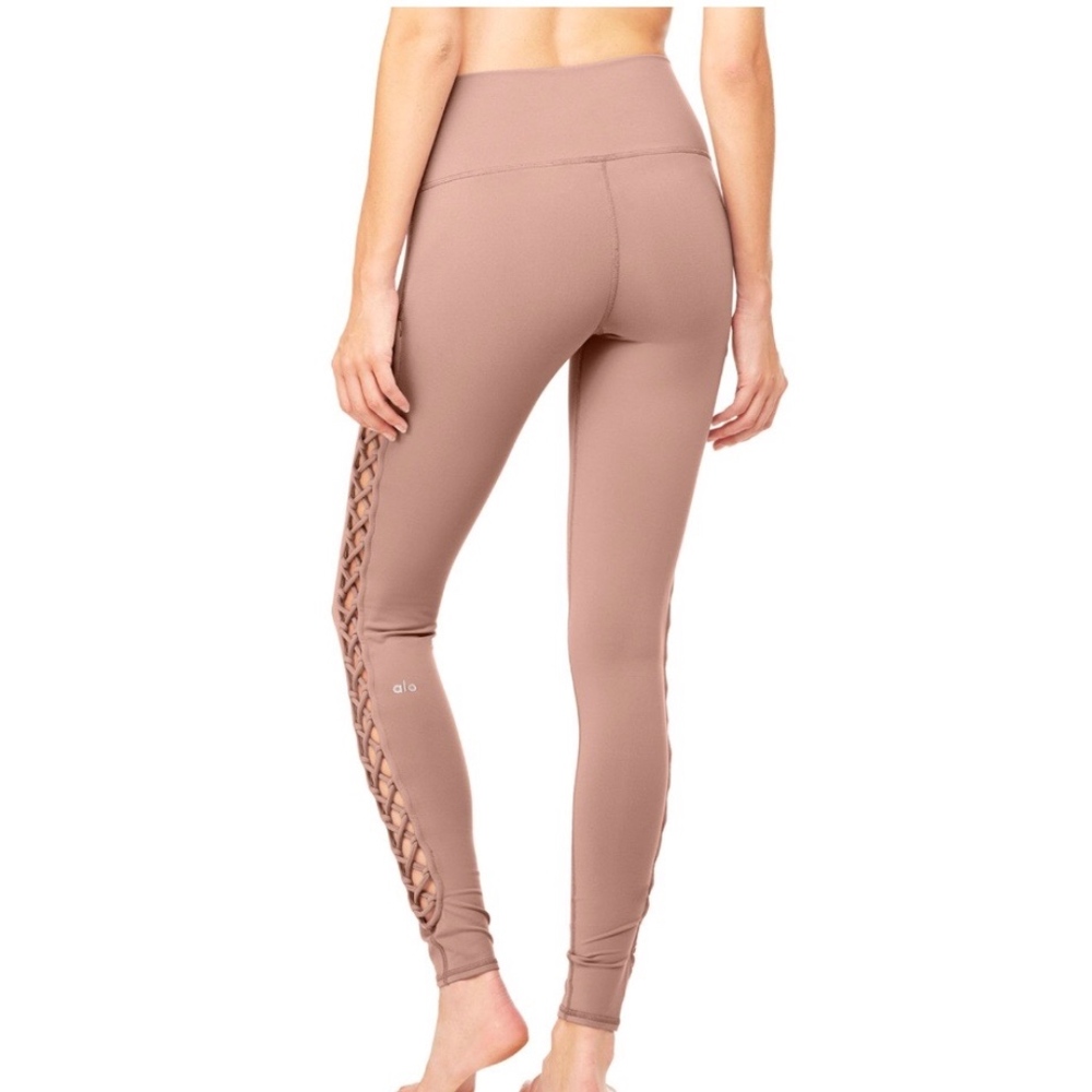 Alo Yoga Interlace Legging in Smoky Quartz - Picture 7 of 7
